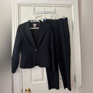 H&M Navy Blue Blazer Size XS and Pants Size 2 Suit Matching Set